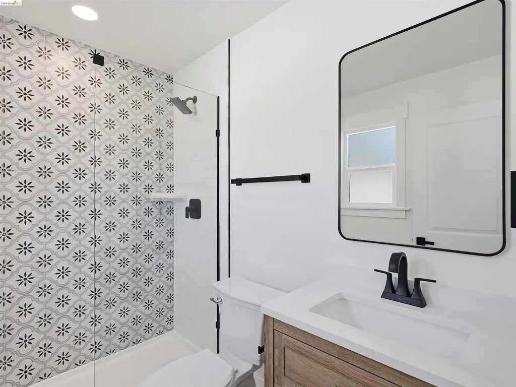 2717 D Street Antioch CA 94509