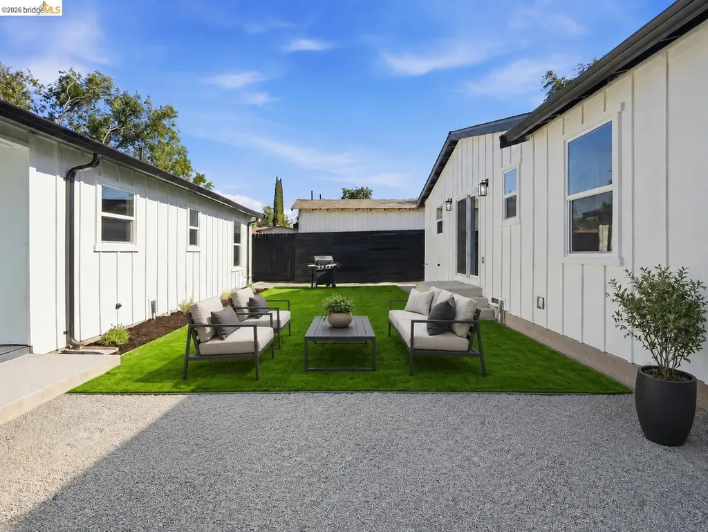 2717 D Street Antioch CA 94509