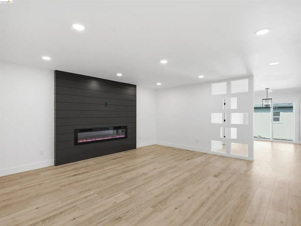 2717 D Street Antioch CA 94509