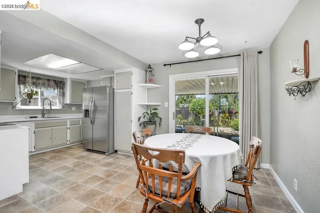 1108 Putnam Street Antioch CA 94509