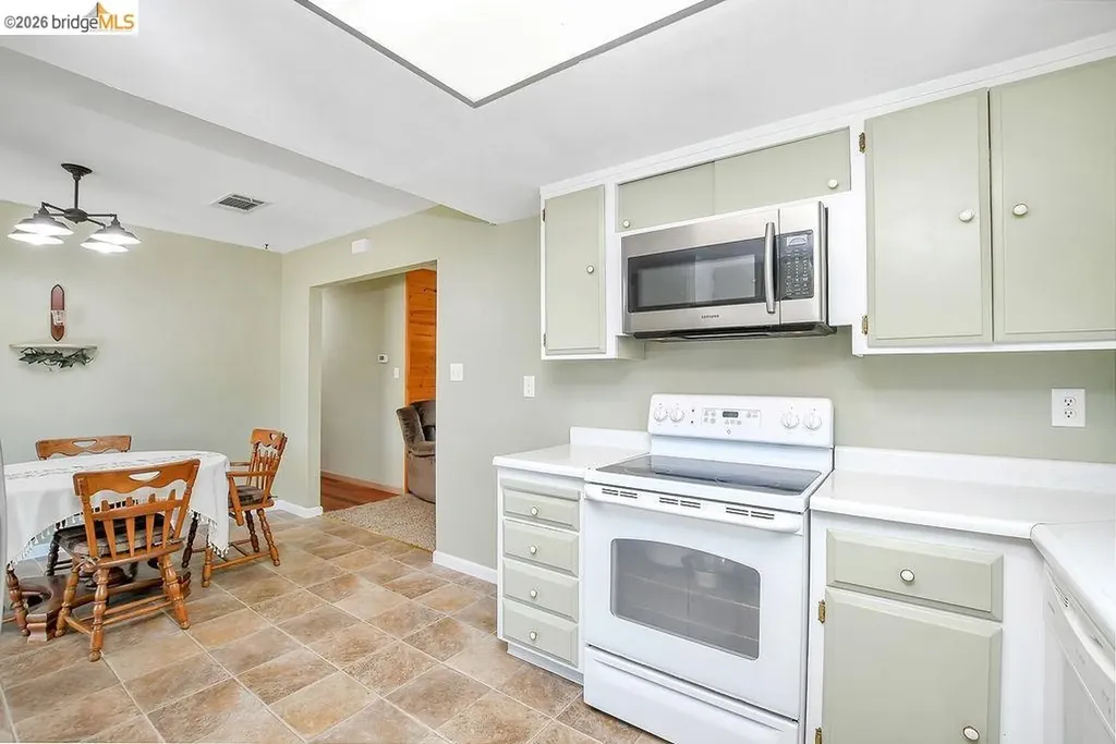 1108 Putnam Street Antioch CA 94509