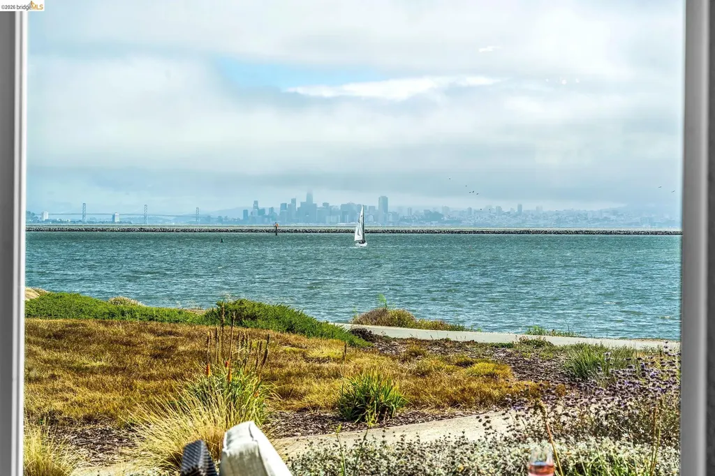 10 Waterline Place Richmond CA 94801