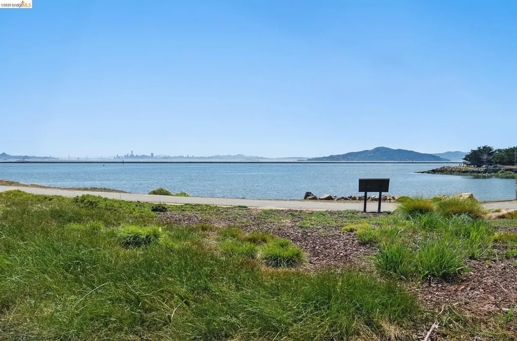 10 Waterline Place Richmond CA 94801