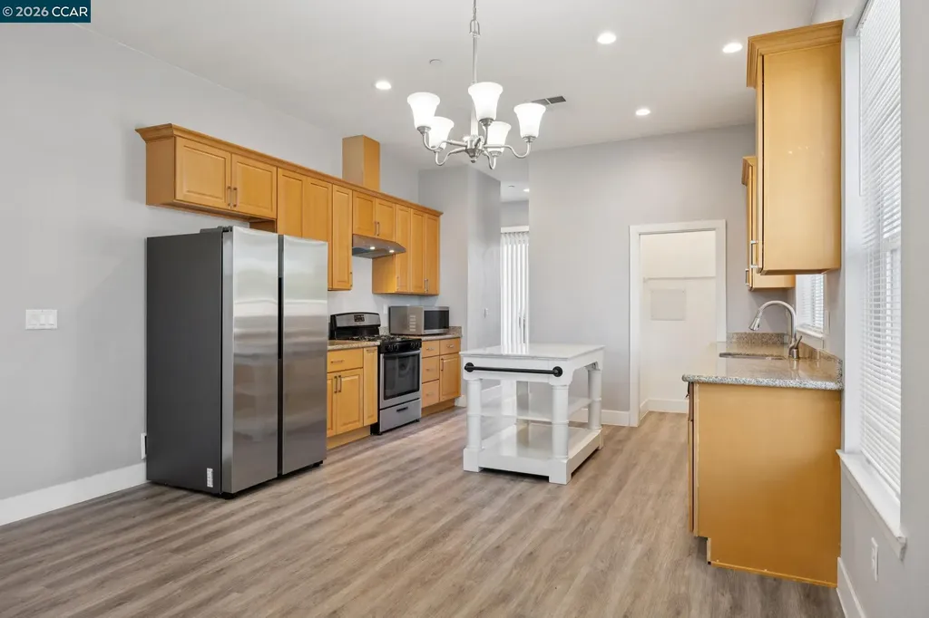 108 Redondo Drive Pittsburg CA 94565
