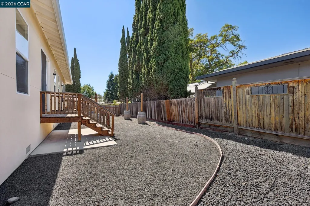 108 Redondo Drive Pittsburg CA 94565