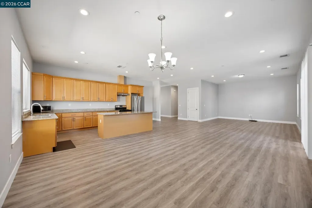108 Redondo Drive Pittsburg CA 94565