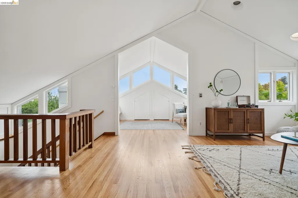 772 Vincente Avenue Berkeley CA 94707