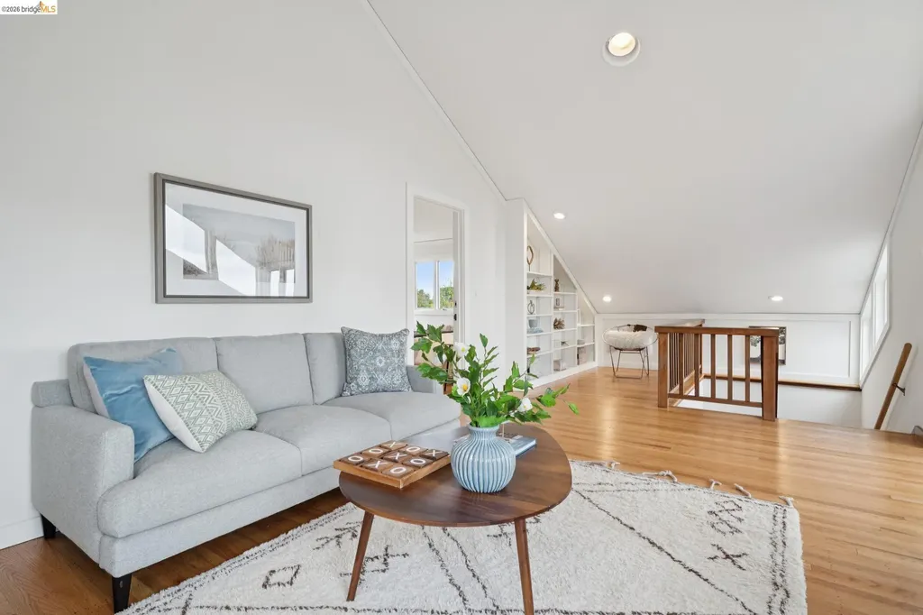 772 Vincente Avenue Berkeley CA 94707