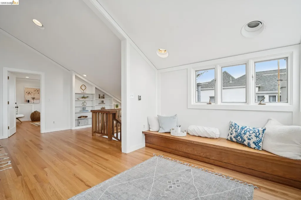 772 Vincente Avenue Berkeley CA 94707