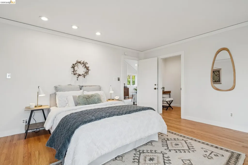 772 Vincente Avenue Berkeley CA 94707