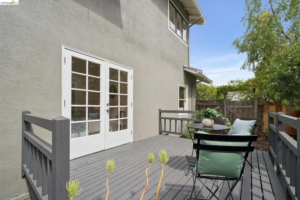 772 Vincente Avenue Berkeley CA 94707