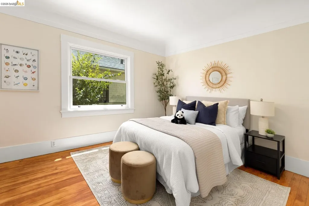 528 Haddon Road Oakland CA 94606