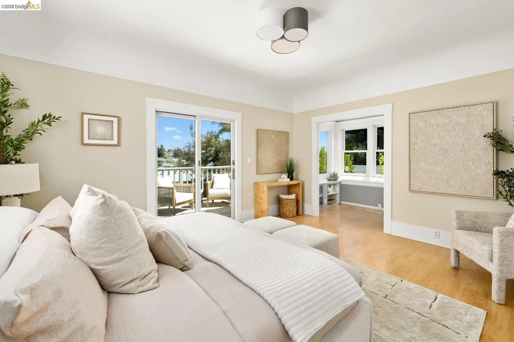 528 Haddon Road Oakland CA 94606