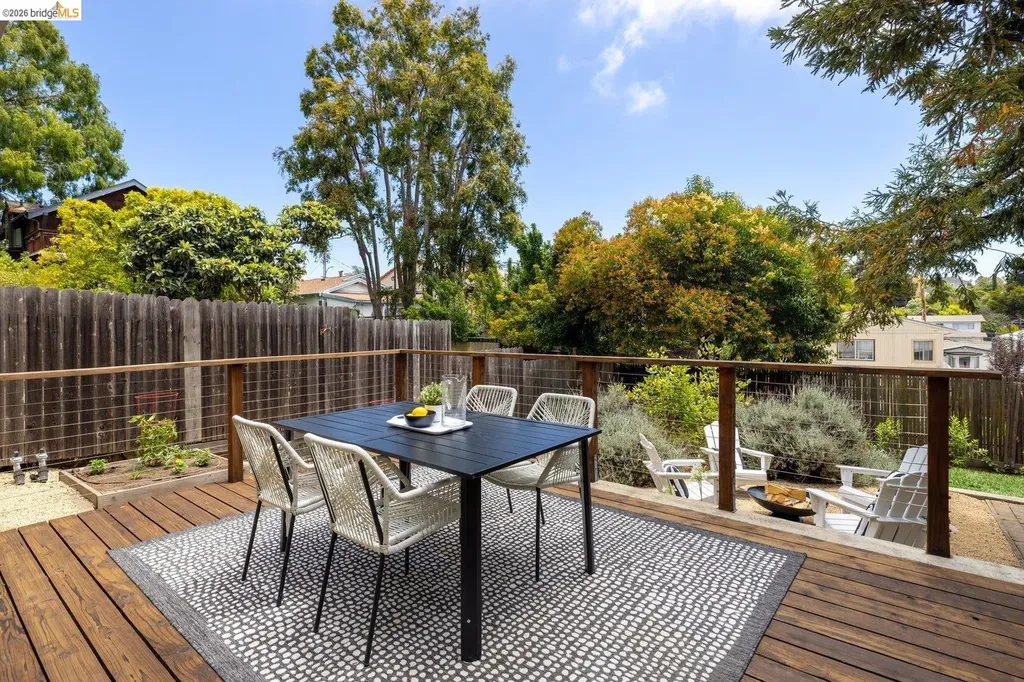 528 Haddon Road Oakland CA 94606