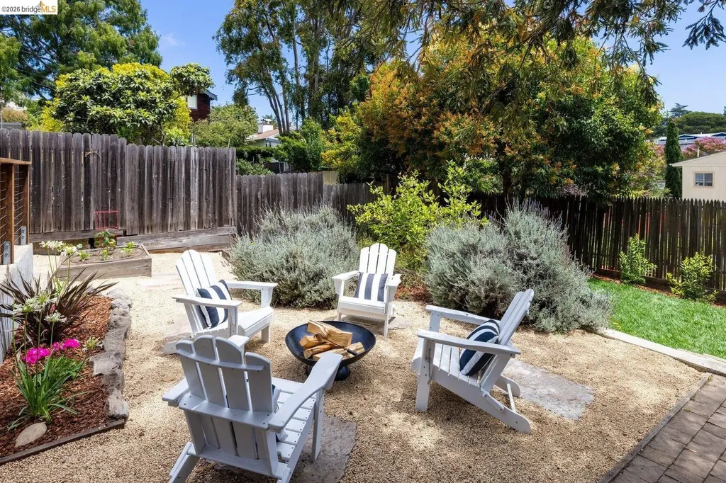 528 Haddon Road Oakland CA 94606