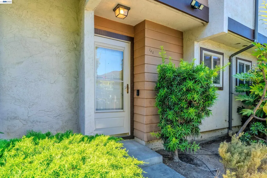 140 Castro Street San Leandro CA 94577