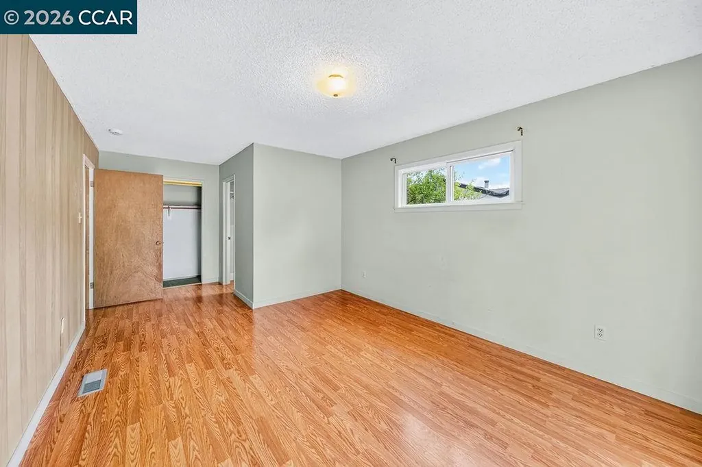 17 Eastbrook Court Clayton CA 94517