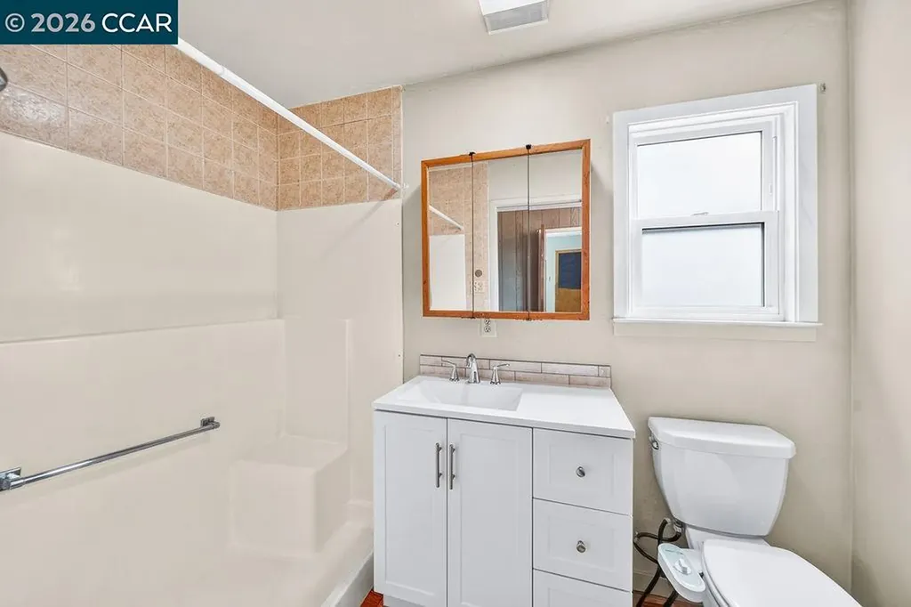 17 Eastbrook Court Clayton CA 94517