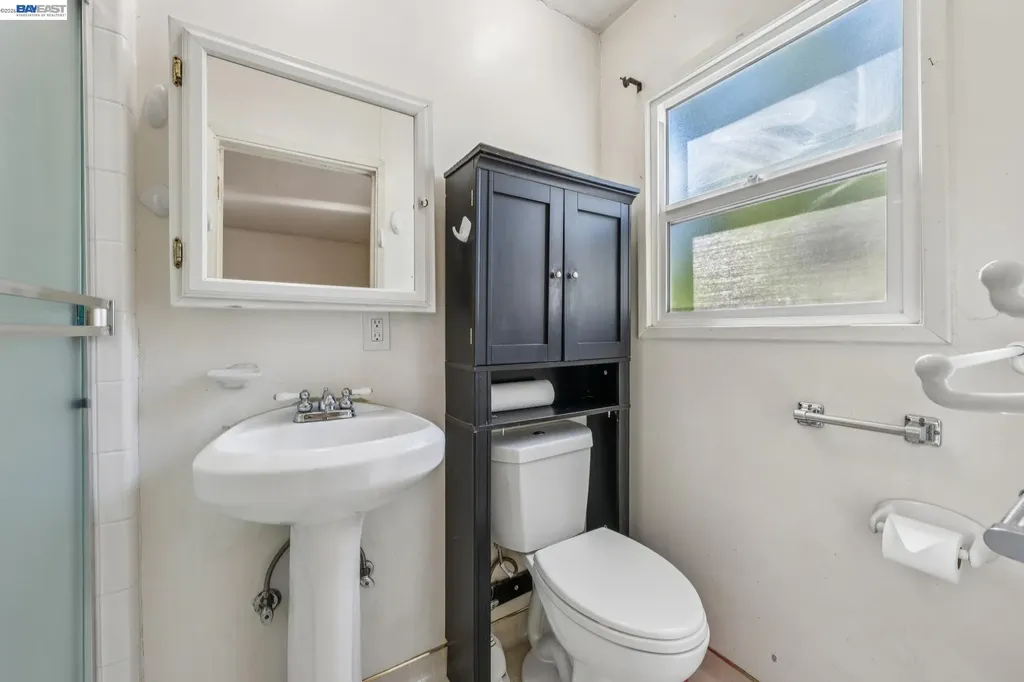 21 Monte Vista Road Orinda CA 94563