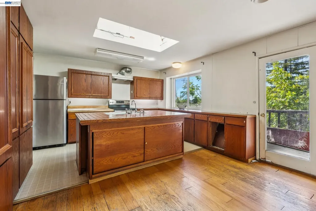 21 Monte Vista Road Orinda CA 94563