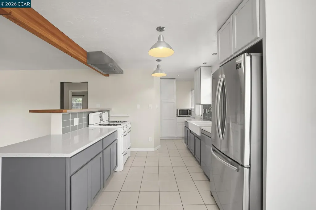 3306 Guido Oakland CA 94602