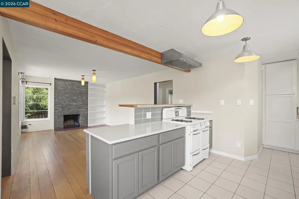3306 Guido Oakland CA 94602