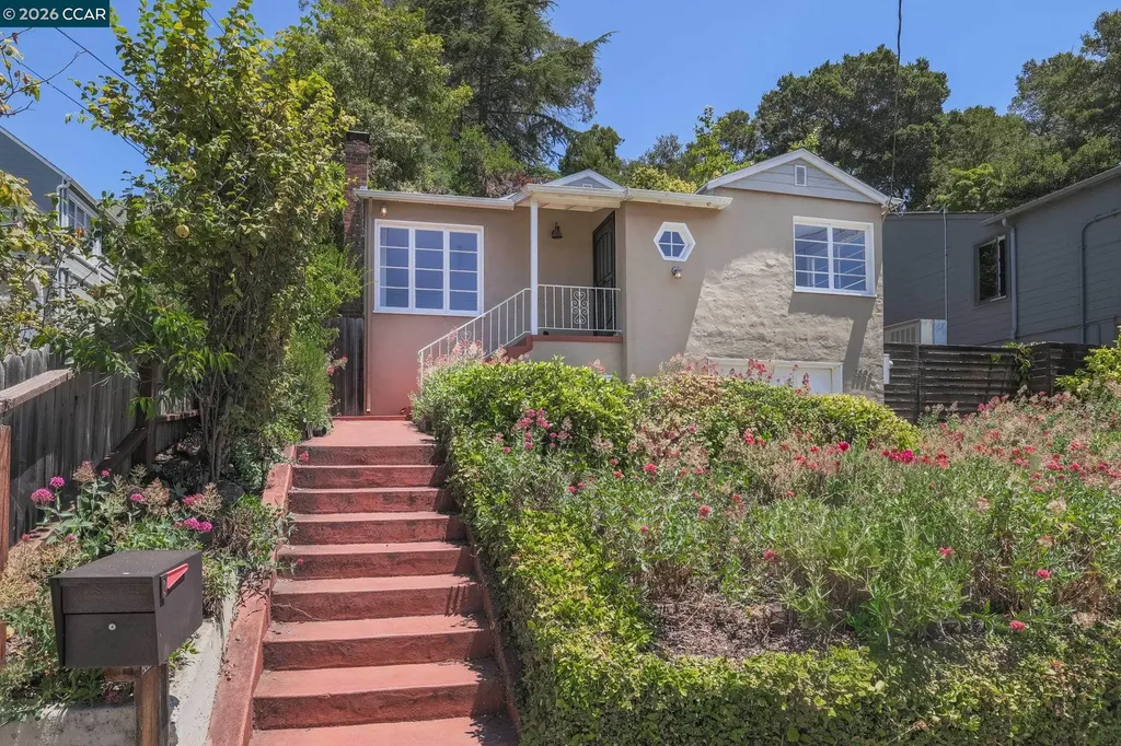3306 Guido Oakland CA 94602