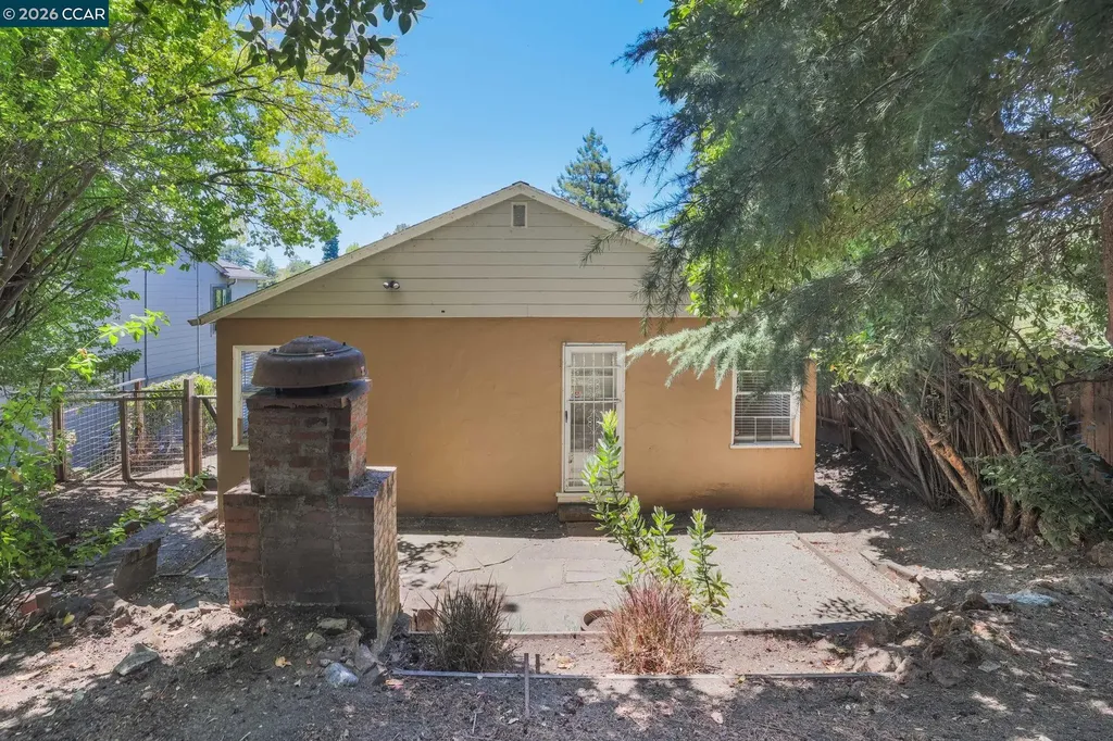 3306 Guido Oakland CA 94602
