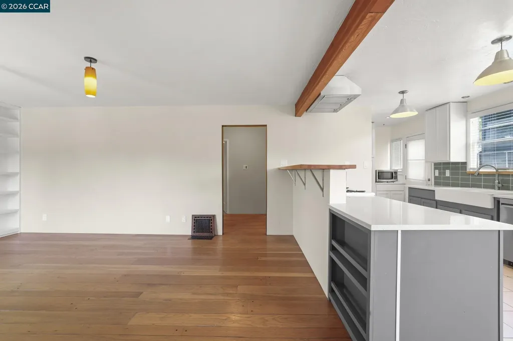 3306 Guido Oakland CA 94602