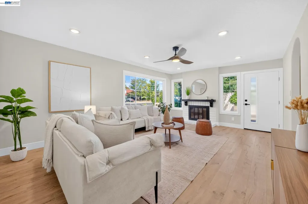 646 Joyce Street Livermore CA 94550