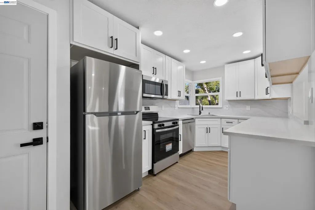 19515 Western Boulevard Hayward CA 94541