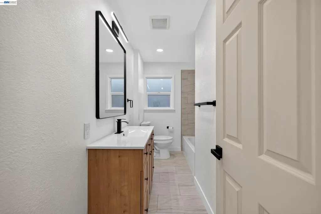 19515 Western Boulevard Hayward CA 94541