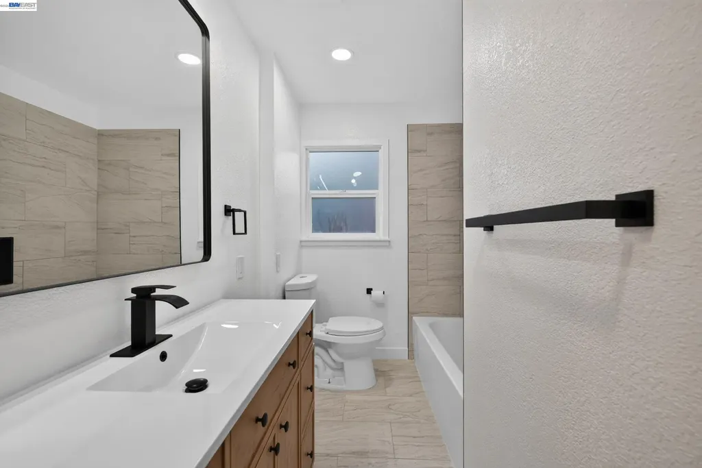 19515 Western Boulevard Hayward CA 94541