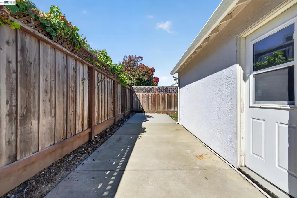 19515 Western Boulevard Hayward CA 94541