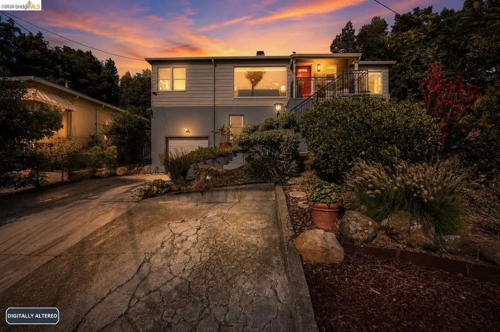 7308 Hillmont Oakland CA 94605