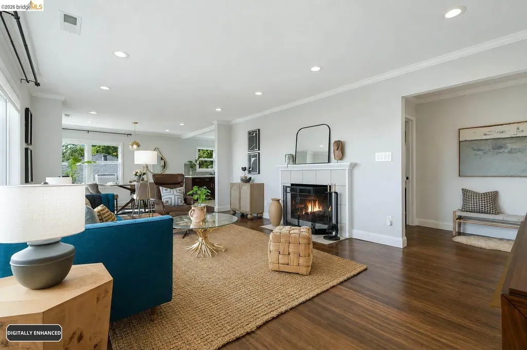 7308 Hillmont Oakland CA 94605
