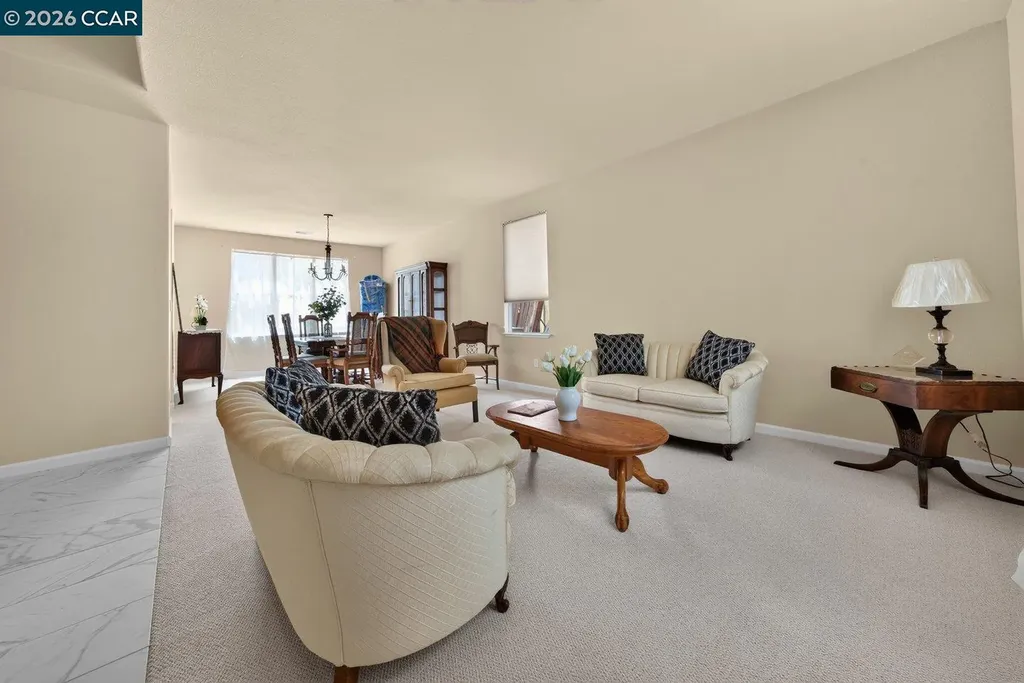 1816 Crown Peak Way Antioch CA 94531