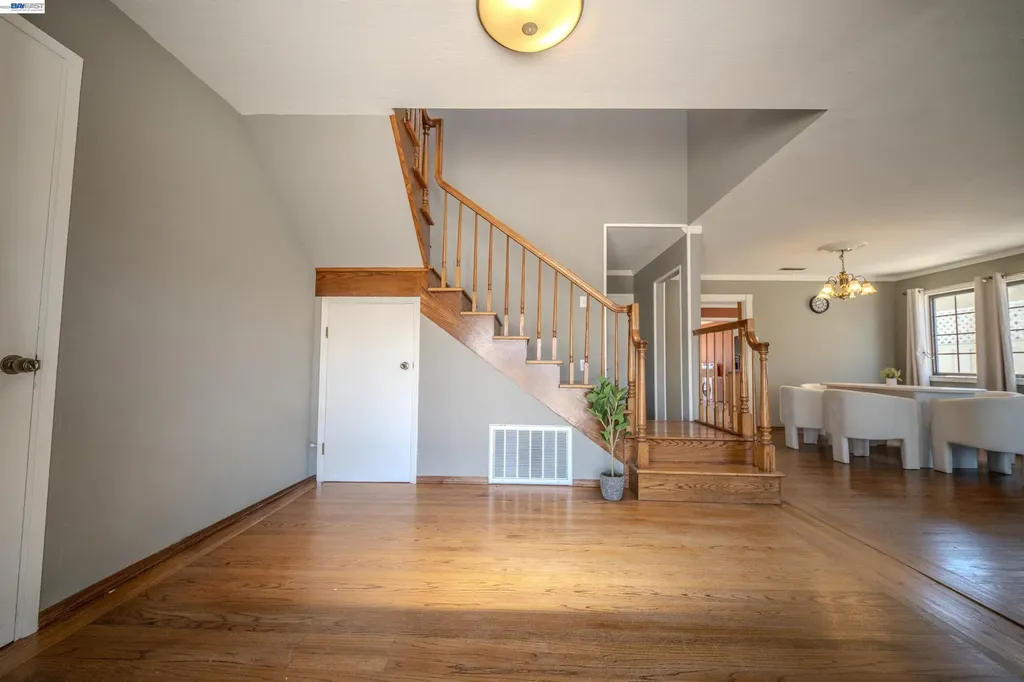 1526 Beechwood Avenue San Leandro CA 94579