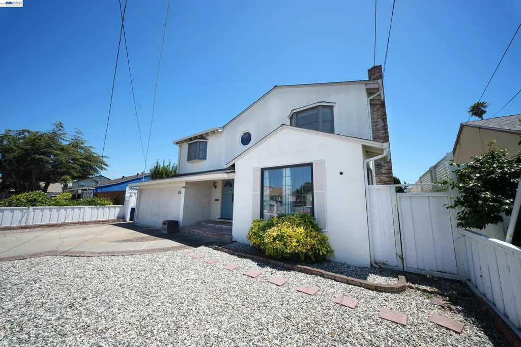 1526 Beechwood Avenue San Leandro CA 94579