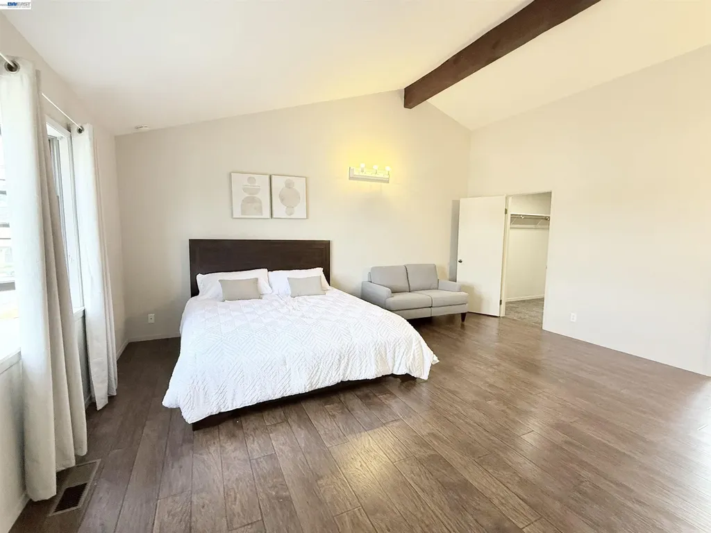 1526 Beechwood Avenue San Leandro CA 94579