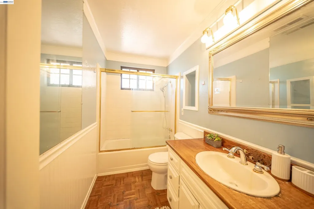 1526 Beechwood Avenue San Leandro CA 94579