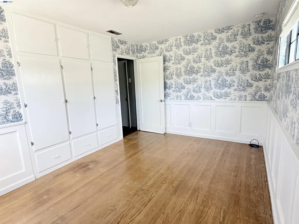 1526 Beechwood Avenue San Leandro CA 94579