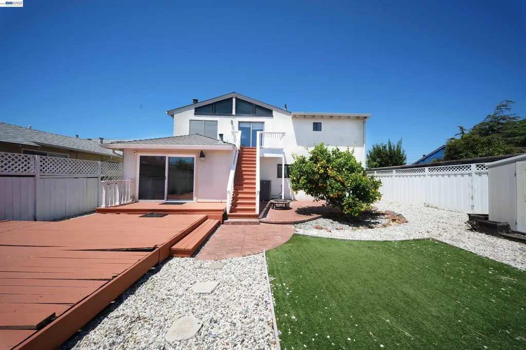 1526 Beechwood Avenue San Leandro CA 94579