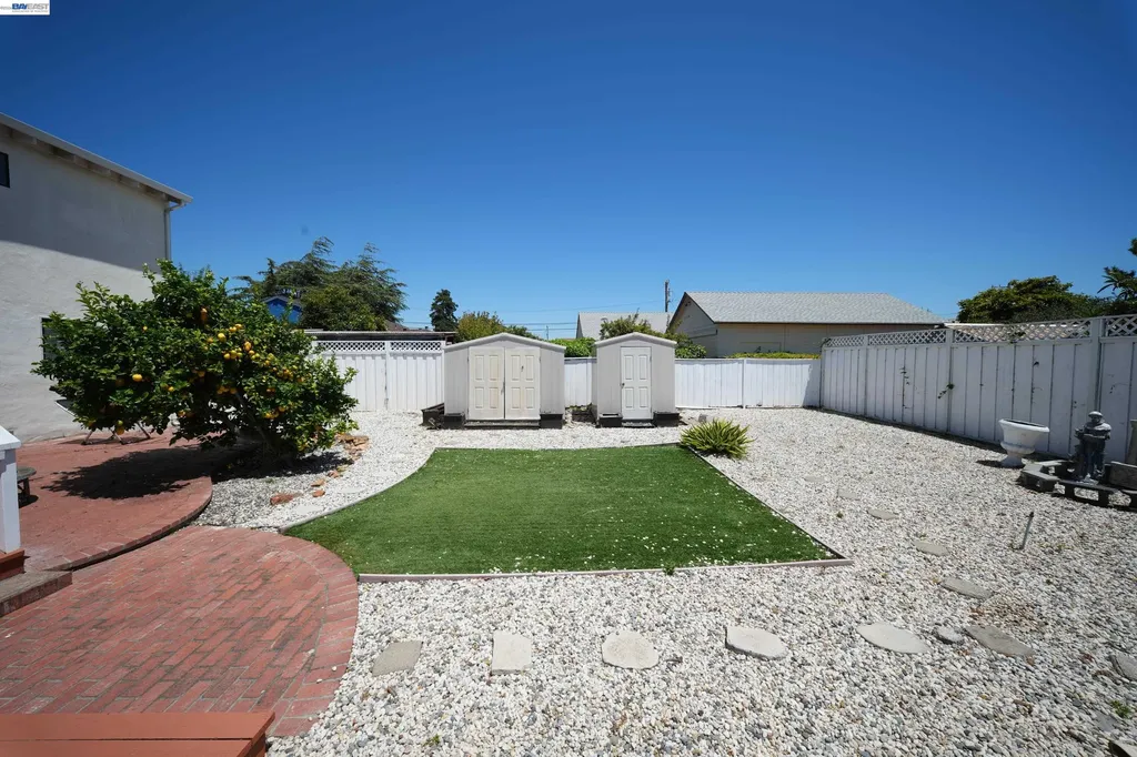 1526 Beechwood Avenue San Leandro CA 94579