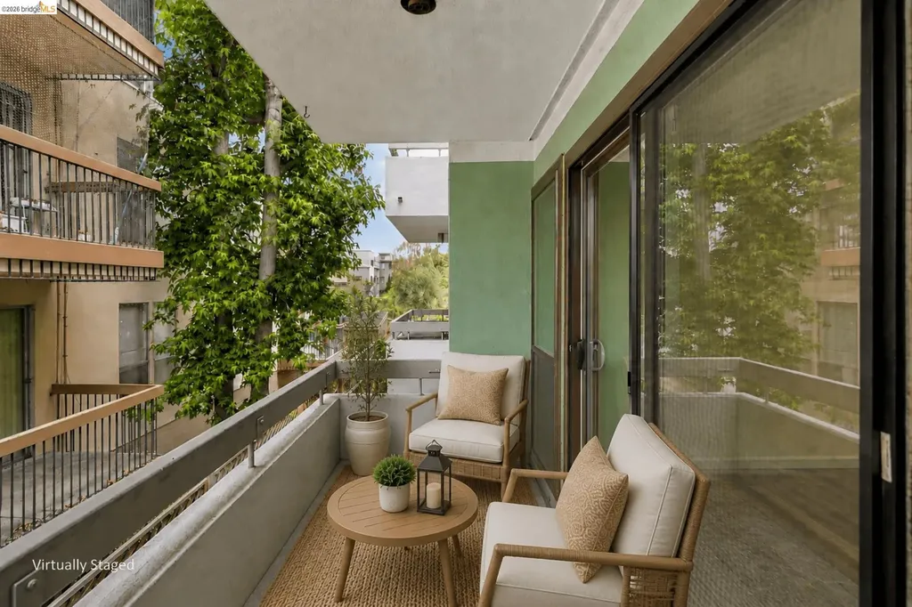 651 Oakland Avenue Oakland CA 94611