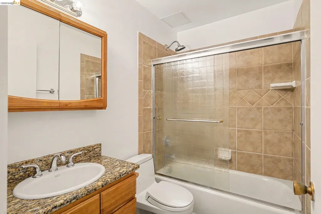 651 Oakland Avenue Oakland CA 94611