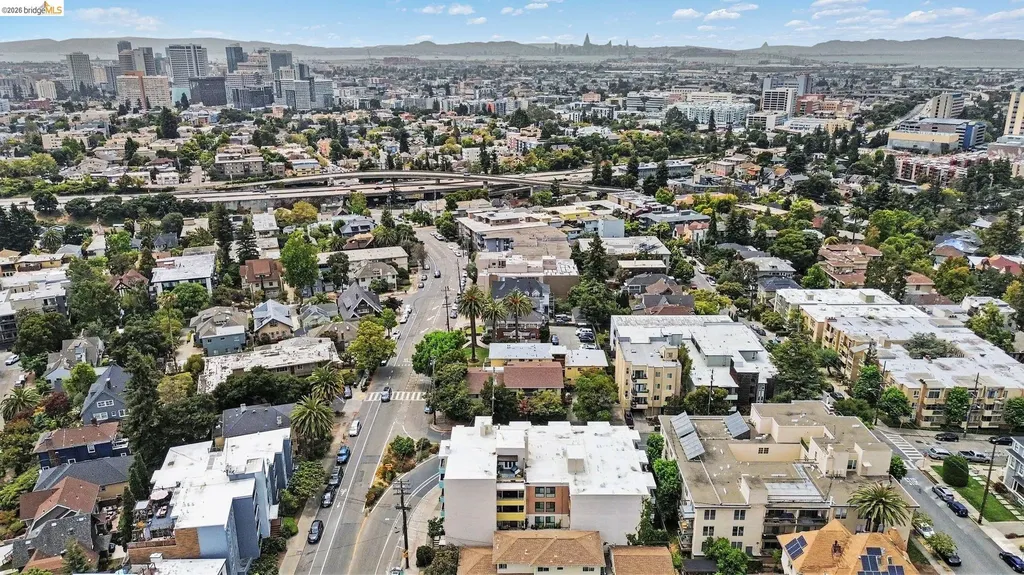 651 Oakland Avenue Oakland CA 94611