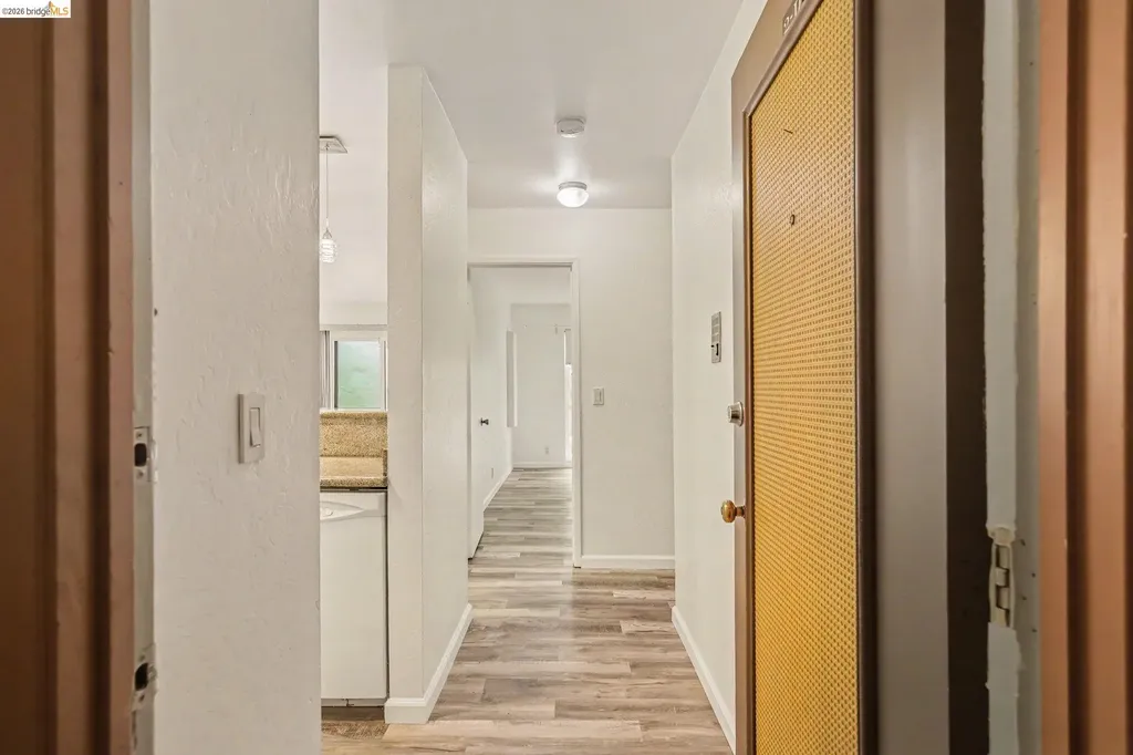 651 Oakland Avenue Oakland CA 94611
