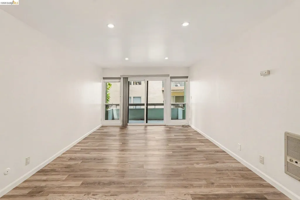 651 Oakland Avenue Oakland CA 94611