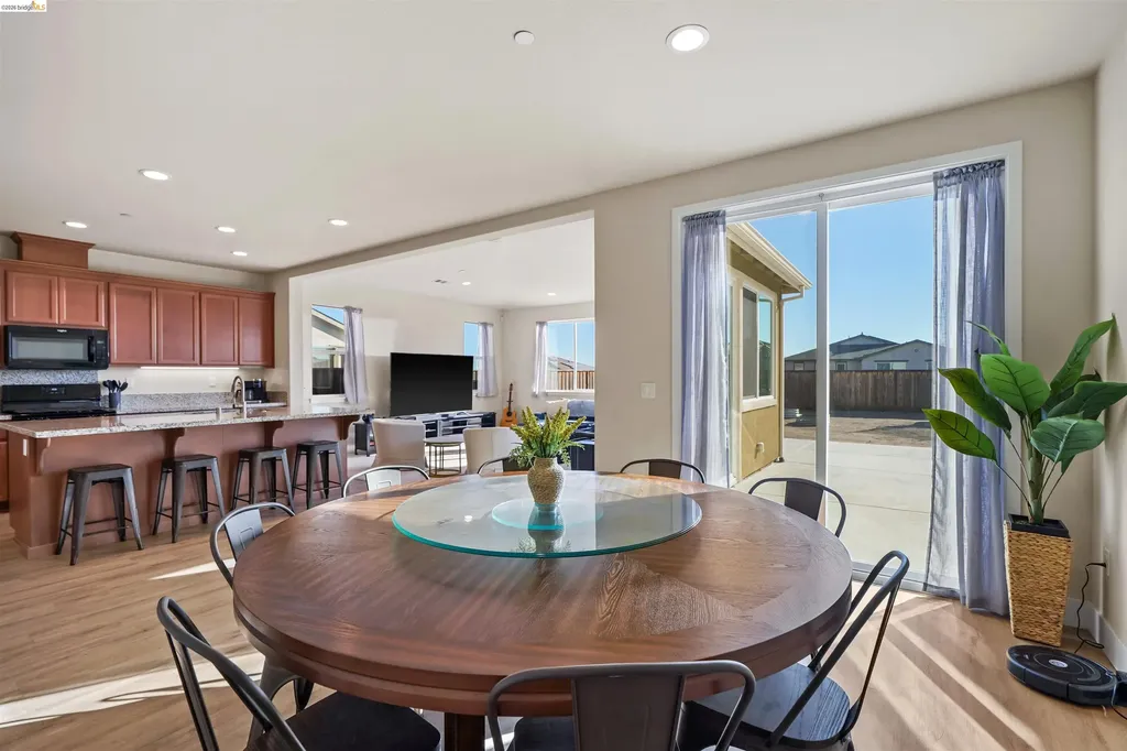 5477 Sierra Trail Way Antioch CA 94531